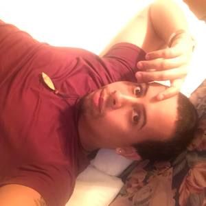 Meet your Posher, Luis